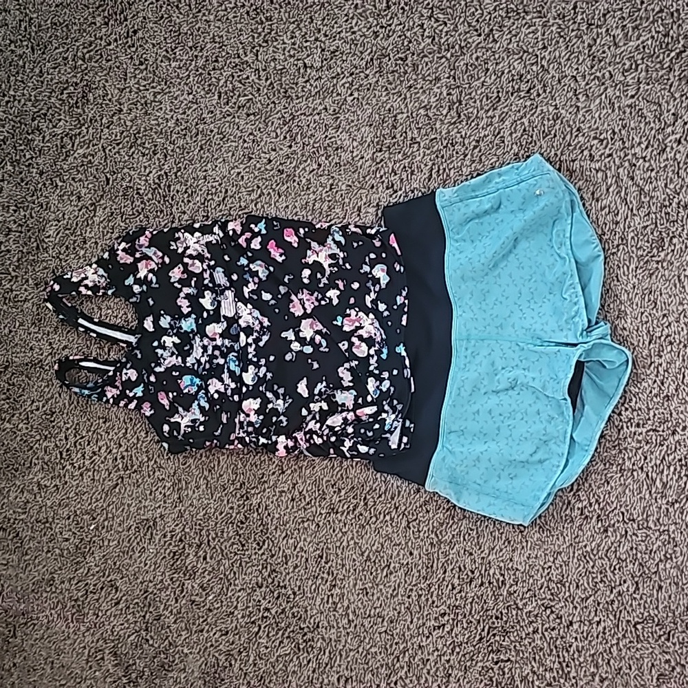 Skirtsports XS running shorts and XS tank/swim top